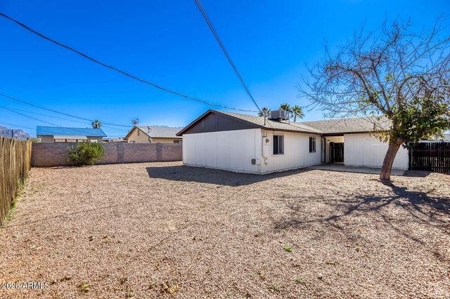 1050 E OSAGE Avenue, Apache Junction, AZ 85119