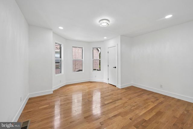 45 W ESSEX AVE, Lansdowne, PA 19050