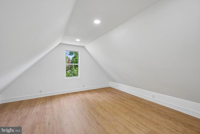 45 W ESSEX AVE, Lansdowne, PA 19050