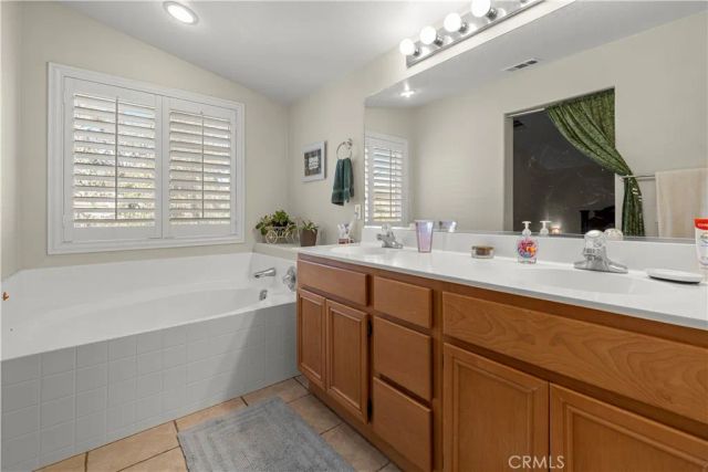 1218 N Larkspur Lane, Beaumont, CA 92223