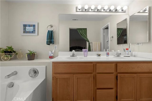 1218 N Larkspur Lane, Beaumont, CA 92223