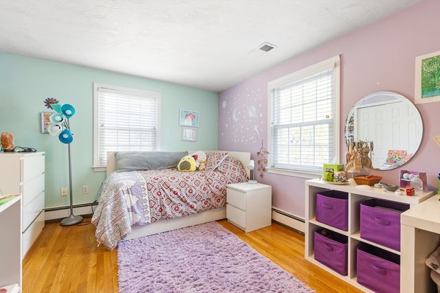 32 Smith Ave, Newton, MA 02465