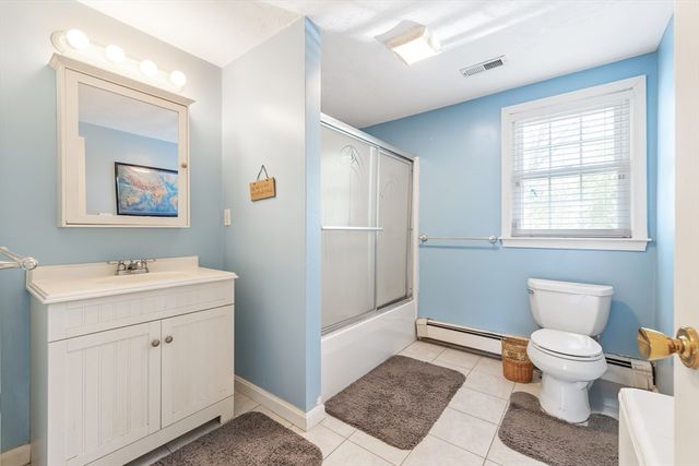 32 Smith Ave, Newton, MA 02465