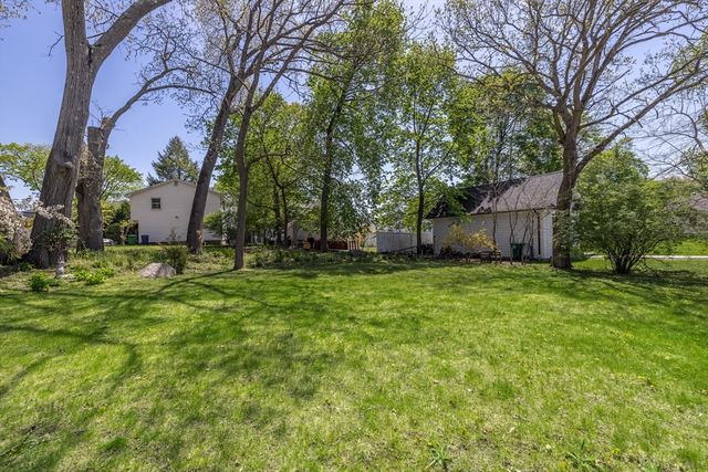 32 Smith Ave, Newton, MA 02465