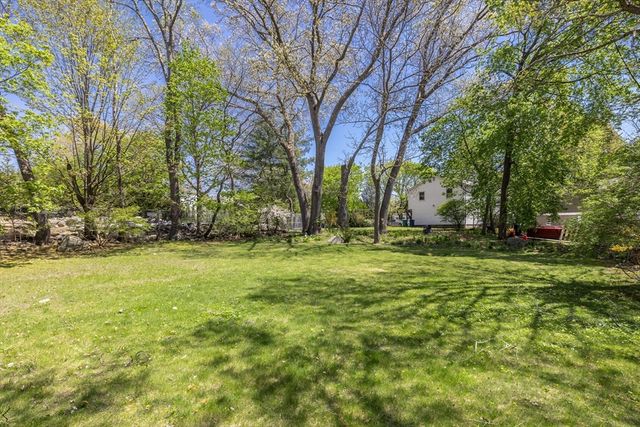 32 Smith Ave, Newton, MA 02465