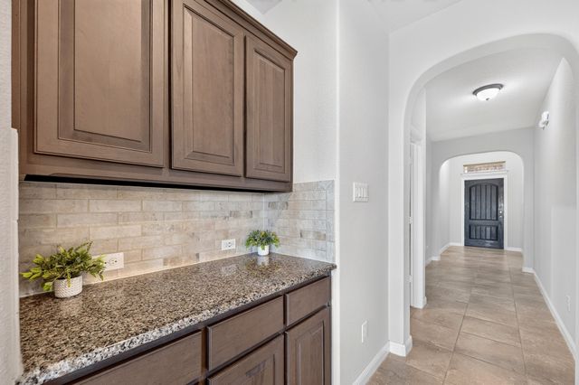 1328 Canary Lane, Argyle, TX 76226