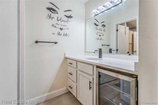 19187 Sunset Street, Livonia, MI 48152