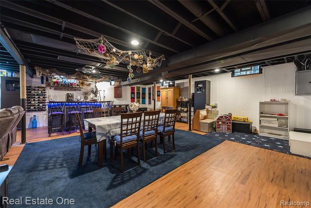 19187 Sunset Street, Livonia, MI 48152