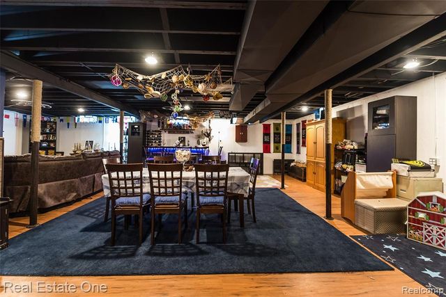 19187 Sunset Street, Livonia, MI 48152