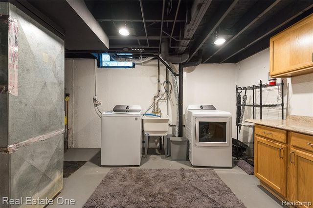 19187 Sunset Street, Livonia, MI 48152