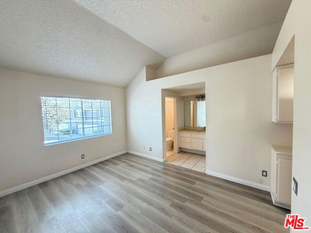 5740 Canterbury Drive, Culver City, CA 90230