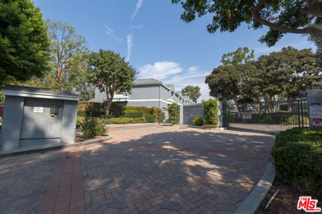 5740 Canterbury Drive, Culver City, CA 90230