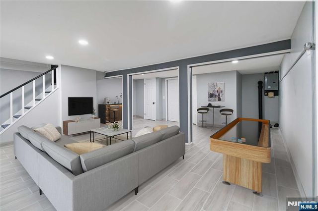 451 Sagamore Avenue, Teaneck, NJ 07666