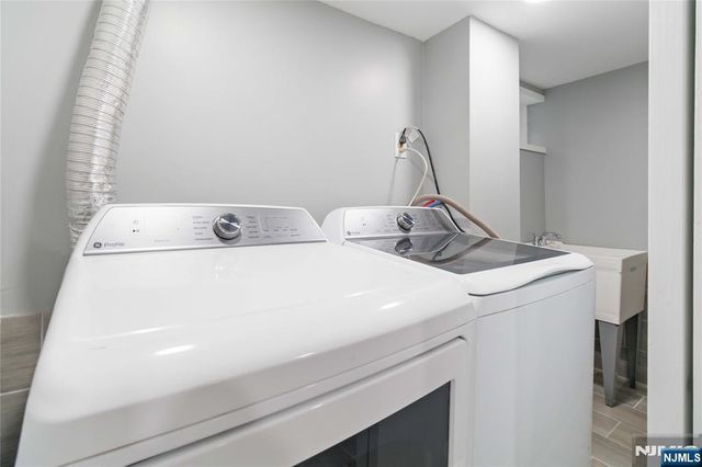 451 Sagamore Avenue, Teaneck, NJ 07666