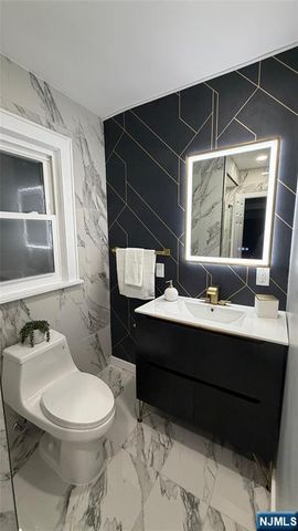 451 Sagamore Avenue, Teaneck, NJ 07666