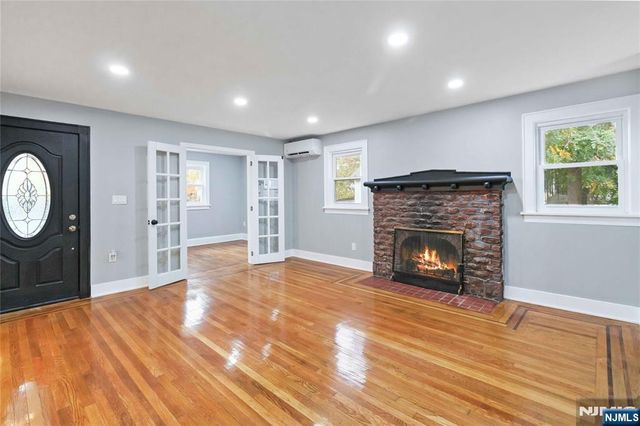 451 Sagamore Avenue, Teaneck, NJ 07666