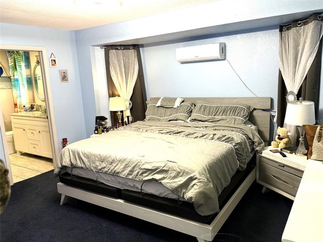 2122 WINNINGWAY STREETS, Port Charlotte, FL 33948