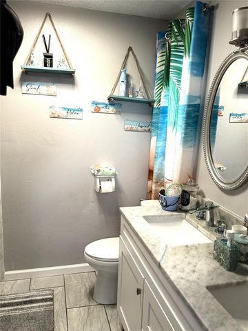 2122 WINNINGWAY STREETS, Port Charlotte, FL 33948