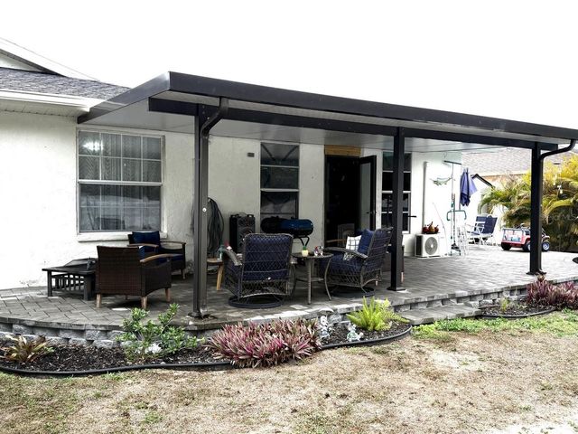 2122 WINNINGWAY STREETS, Port Charlotte, FL 33948