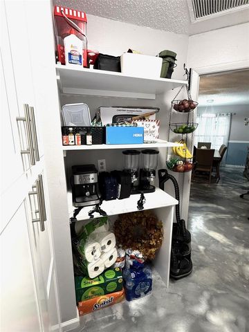 2122 WINNINGWAY STREETS, Port Charlotte, FL 33948