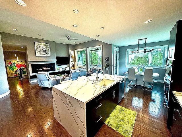 1605 NE Silkwood Court, Grimes, IA 50111