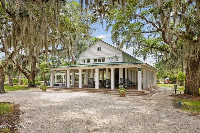 7 W Bluff, Beaufort, SC 29906