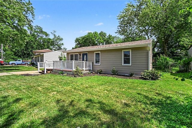5151 N Corrington Avenue, Kansas City, MO 64119