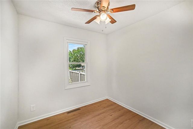 5151 N Corrington Avenue, Kansas City, MO 64119