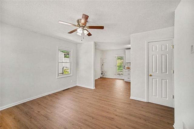 5151 N Corrington Avenue, Kansas City, MO 64119
