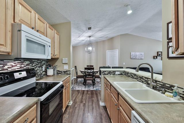 710 Carrington Place, Loveland, OH 45140