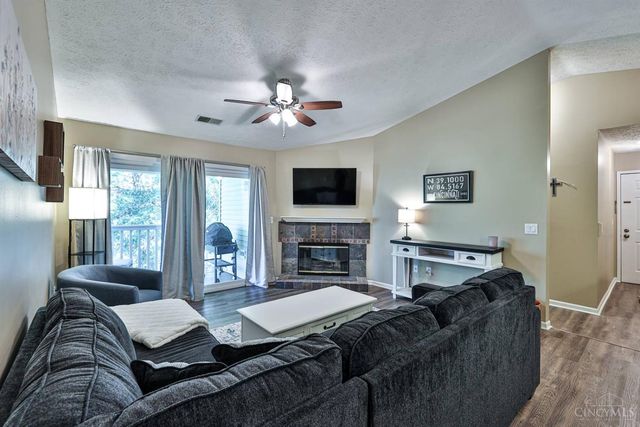 710 Carrington Place, Loveland, OH 45140