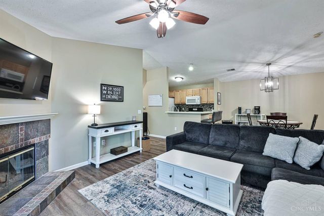 710 Carrington Place, Loveland, OH 45140
