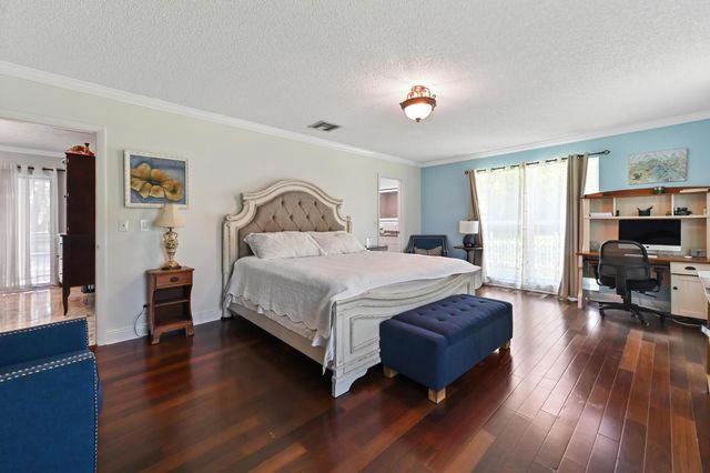 9351 NW 44th Place, Coral Springs, FL 33065