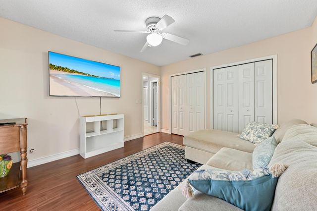 9351 NW 44th Place, Coral Springs, FL 33065