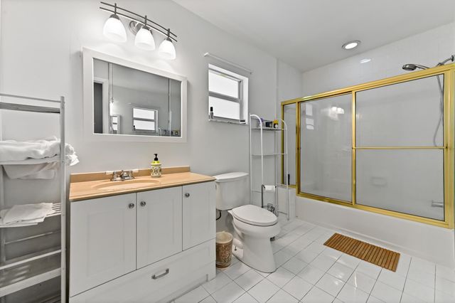 9351 NW 44th Place, Coral Springs, FL 33065