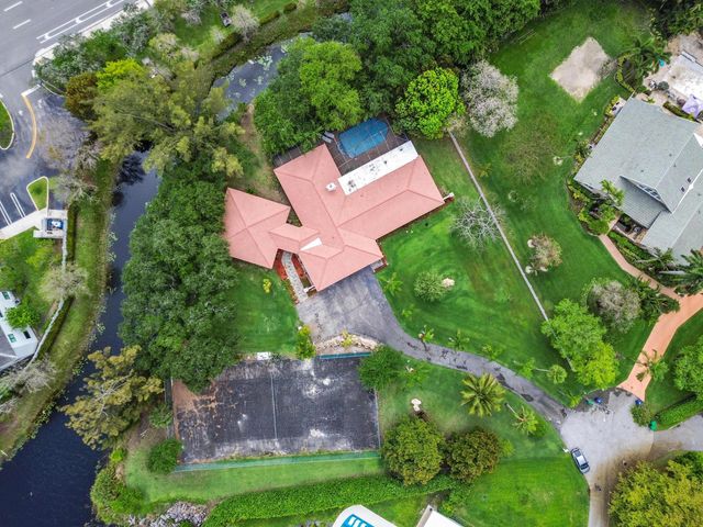 9351 NW 44th Place, Coral Springs, FL 33065