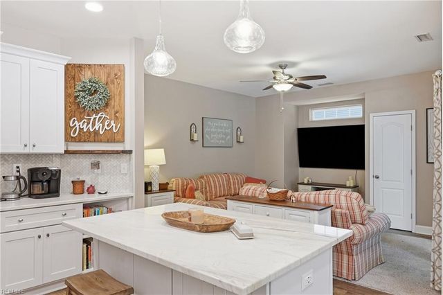2107 Sunset Maple LN, Chesapeake, VA 23323