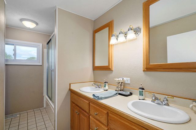 1338 Blackberry Lane, Crane, MO 65633