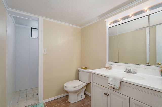 1338 Blackberry Lane, Crane, MO 65633