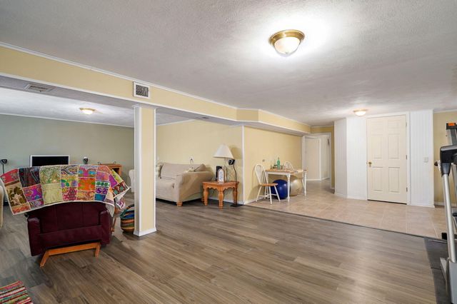 1338 Blackberry Lane, Crane, MO 65633