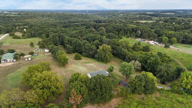 1338 Blackberry Lane, Crane, MO 65633