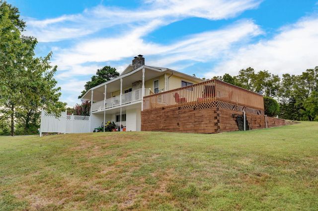 1338 Blackberry Lane, Crane, MO 65633