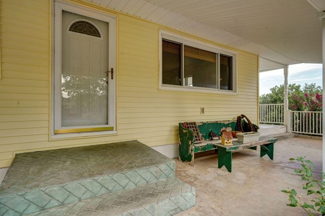 1338 Blackberry Lane, Crane, MO 65633