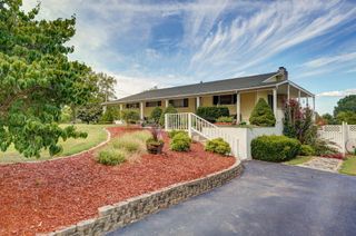 1338 Blackberry Lane, Crane, MO 65633