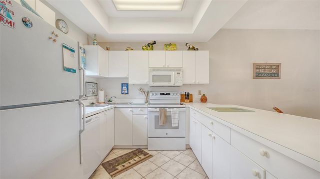 8370 WINGATE DRIVE 716, Sarasota, FL 34238