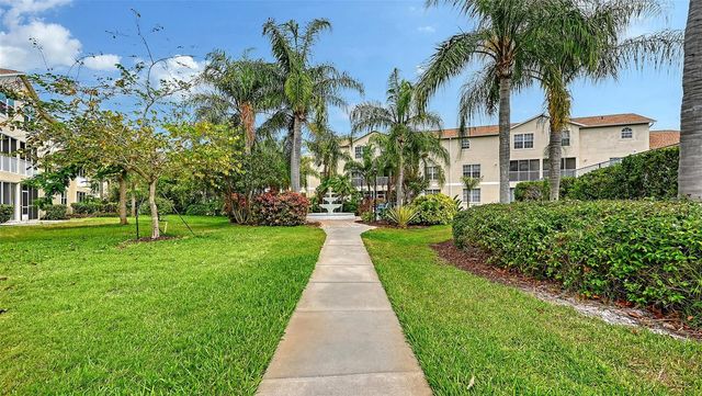 8370 WINGATE DRIVE 716, Sarasota, FL 34238