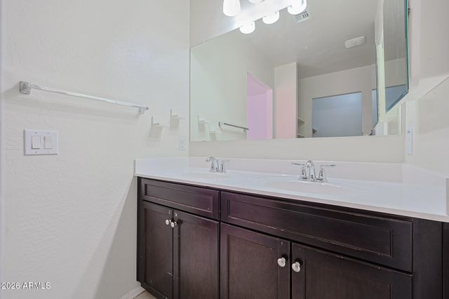 29933 W WHITTON Avenue, Buckeye, AZ 85396