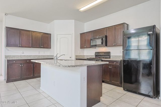 29933 W WHITTON Avenue, Buckeye, AZ 85396