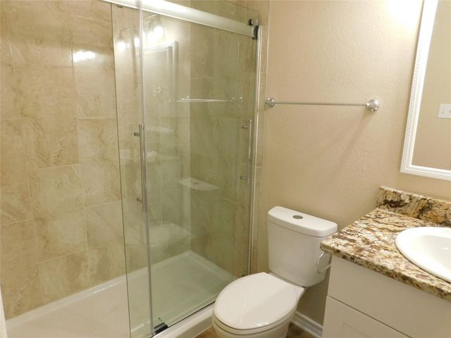 500 Wanta Hide A Way DR, Spicewood, TX 78669