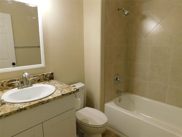 500 Wanta Hide A Way DR, Spicewood, TX 78669